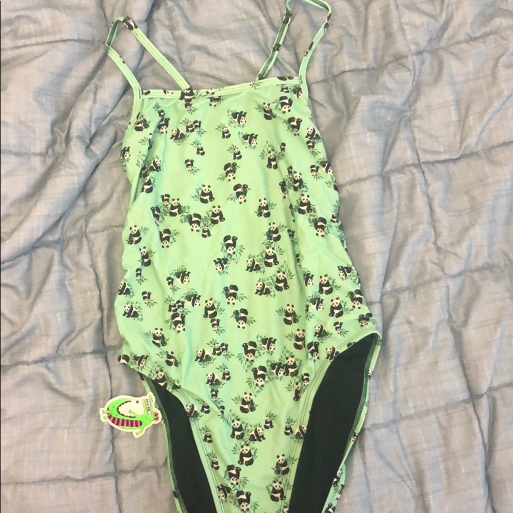 One piece training swim suit (size 34 JOLYN size)
